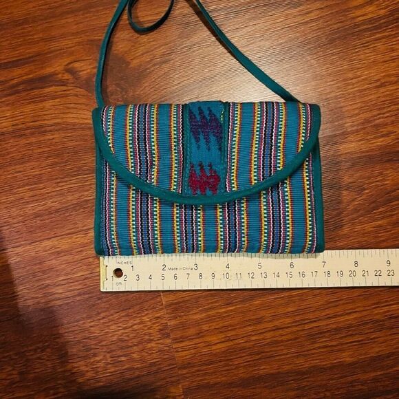 Guatemala Handmade  Colorful Quilted Stitched Crossbody bag - Picture 5 of 10